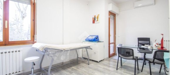 4 rooms Apartment in Rieti, Italy No. 16413 12