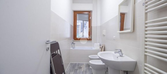 4 rooms Apartment in Rieti, Italy No. 16413 15