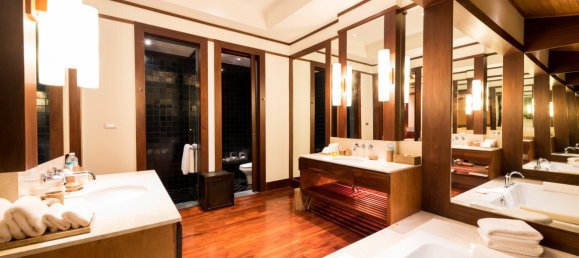 5 bedrooms Villa in Kamala, Thailand No. 5878 11