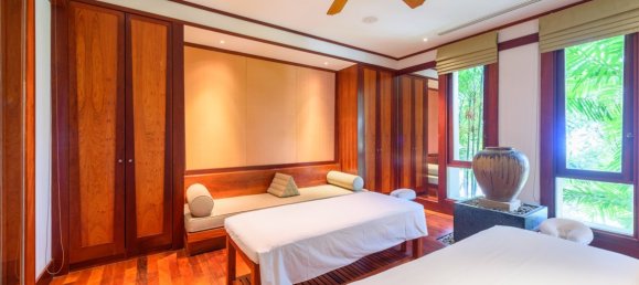 5 bedrooms Villa in Kamala, Thailand No. 5878 4