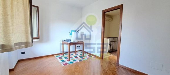 3 غرف نوم فيلا في Malagnino, Italy رقم 273555 16