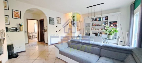 3 غرف نوم فيلا في Malagnino, Italy رقم 273555 5