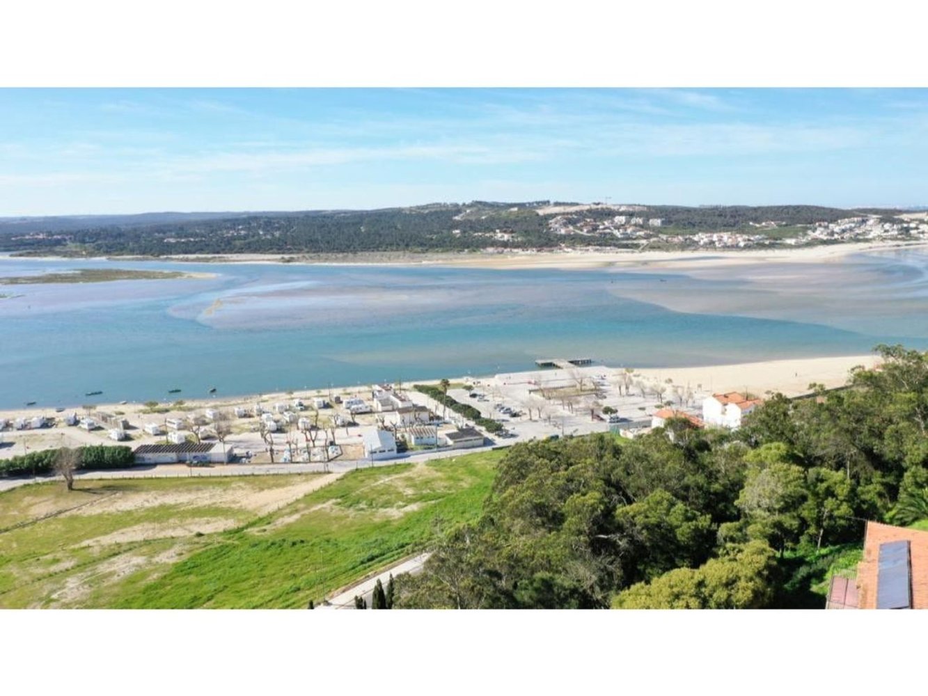 15 rooms House in Foz do Arelho, Portugal No. 117418