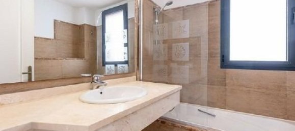 Apartamento de 2 dormitorios en Mijas, Spain No. 184037 11