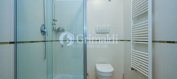 2 bedrooms Apartment in Monza, Italy No. 361147 16