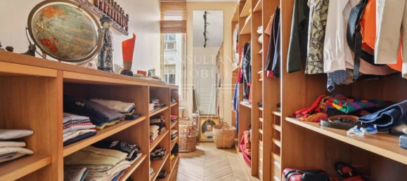 5 bedrooms Apartment in Paris, France No. 346383 9