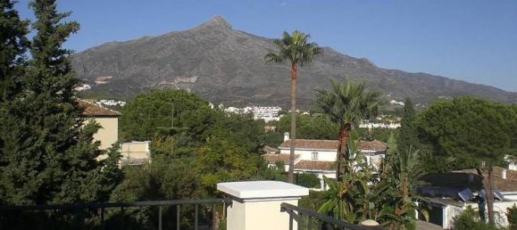 6 bedrooms House in Marbella, Spain No. 87689 3