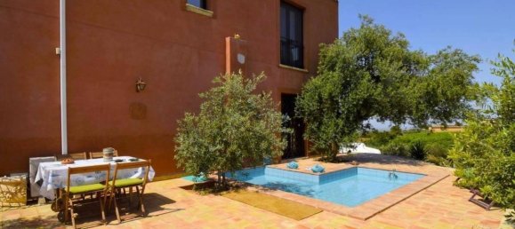 7-Zimmer Villa in Menfi, Italy, Nr. 37666 2