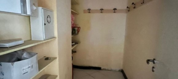 140m² Office in Nola, Italy No. 85669 11