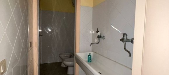 140m² Office in Nola, Italy No. 85669 8