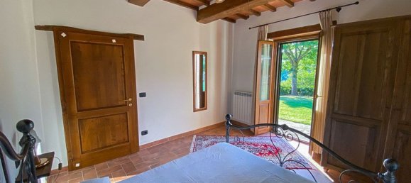 10 rooms House in Lisciano Niccone, Italy No. 58026 20