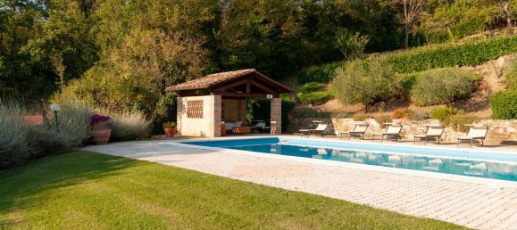 10 rooms House in Lisciano Niccone, Italy No. 58026 38