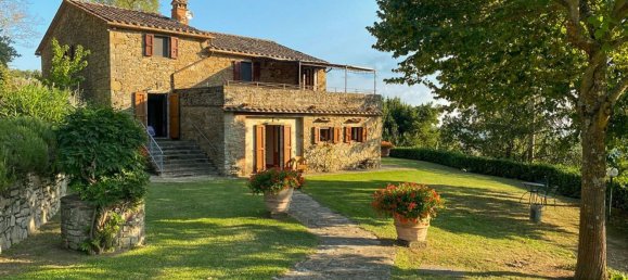 10 rooms House in Lisciano Niccone, Italy No. 58026 21