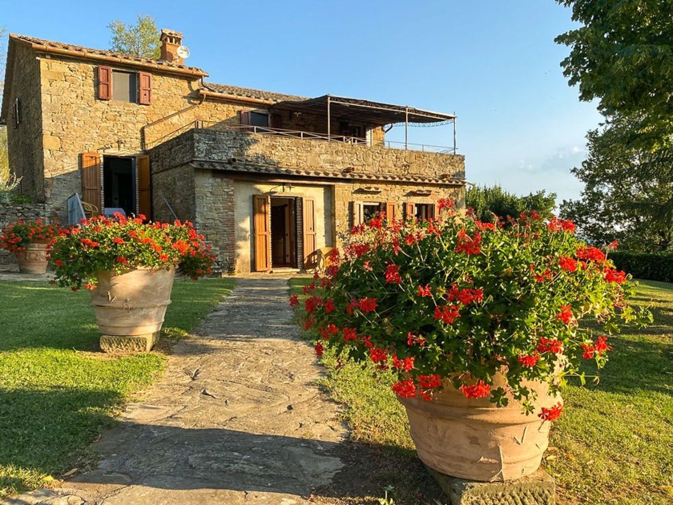 10 rooms House in Lisciano Niccone, Italy No. 58026