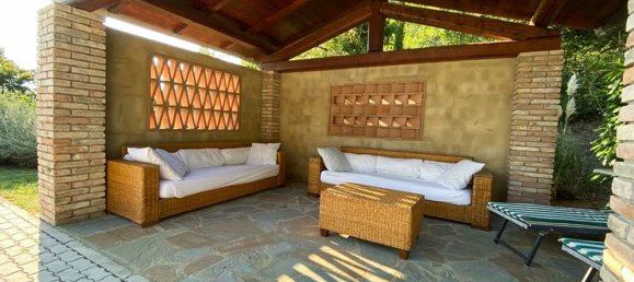 10 rooms House in Lisciano Niccone, Italy No. 58026 31