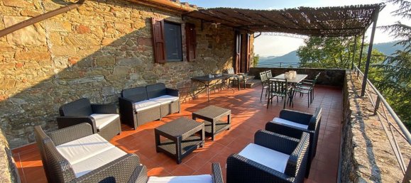 10 rooms House in Lisciano Niccone, Italy No. 58026 25