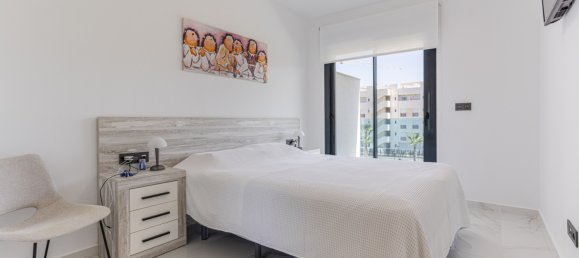 Квартира с 3 спальнями в Гуардамар-дель-Сегура, Испания № 138684 17