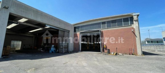 Склад с 4 комнатами в Гарбаньяте Миланезе, Италия № 81510 24