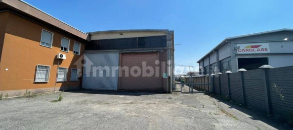 Склад с 4 комнатами в Гарбаньяте Миланезе, Италия № 81510 16