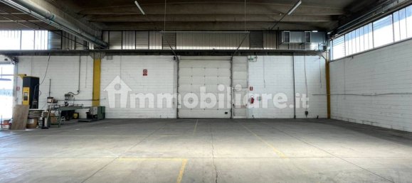 Склад с 4 комнатами в Гарбаньяте Миланезе, Италия № 81510 17