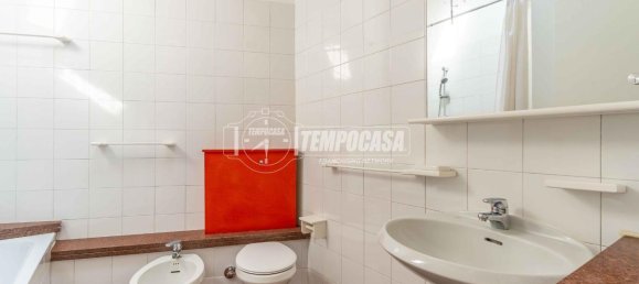 2-Zimmer Wohnung in Milan, Italy, Nr. 242644 12