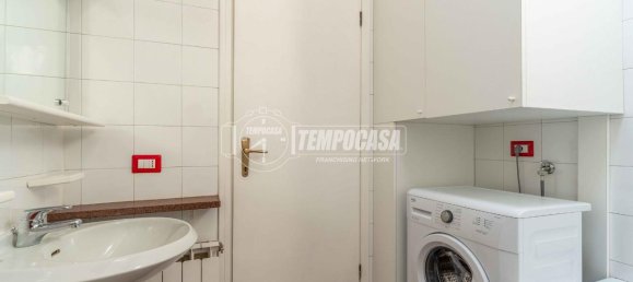 2-Zimmer Wohnung in Milan, Italy, Nr. 242644 13
