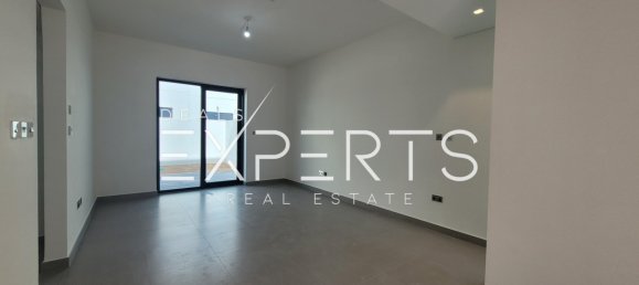 2 bedrooms Townhouse in Yas Island, UAE No. 66005 5