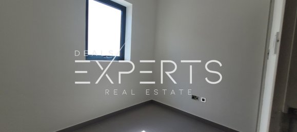 2 bedrooms Townhouse in Yas Island, UAE No. 66005 9