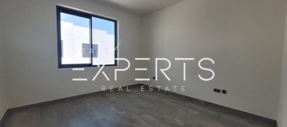 2 bedrooms Townhouse in Yas Island, UAE No. 66005 20