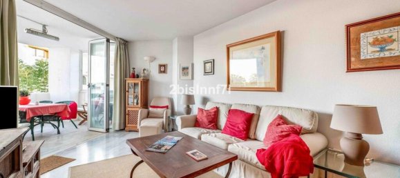 Apartamento de 3 dormitorios en Marbella, Spain No. 190890 4