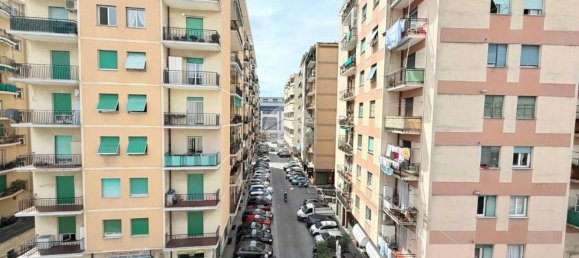 4-salle Appartement à Genoa, Italy No. 284273 9