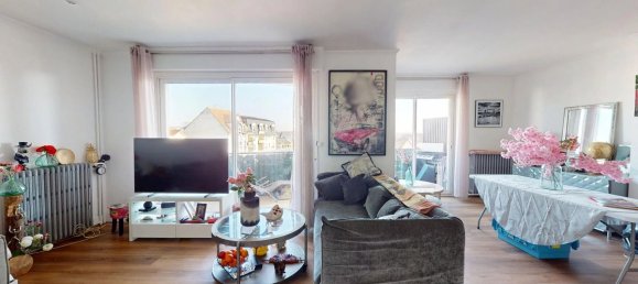 2 bedrooms Apartment in Pontault-Combault, France No. 332309 2