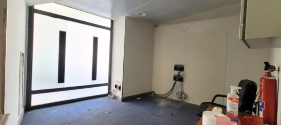 337m² Commercial property in Santander, Spain No. 88991 10