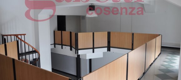 5 rooms Commercial property in Cosenza, Italy No. 41513 10