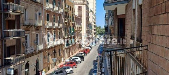 Apartamento de 3 dormitorios en Taranto, Italy No. 342295 22