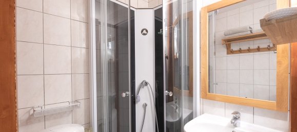 Propiedad comercial de 8 dormitorios en Vallorcine, France No. 547 13