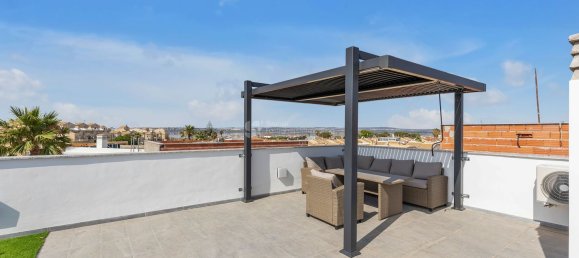 3 غرف نوم فيلا في Torrevieja, Spain رقم 158926 47