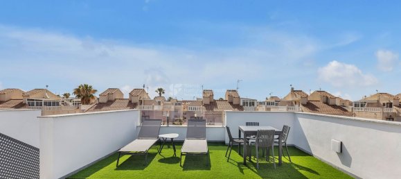 3 غرف نوم فيلا في Torrevieja, Spain رقم 158926 52