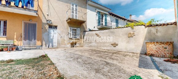 3 bedrooms House in San Salvatore Monferrato, Italy No. 363976 2