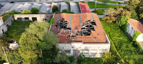 4 bedrooms House in Porto, Portugal No. 105880 9