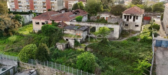 4 bedrooms House in Porto, Portugal No. 105880 7