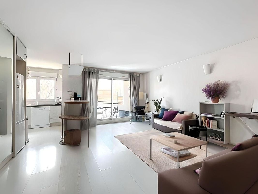 1 chambre Appartement à Suresnes, France No. 149475
