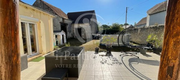 5 Schlafzimmer Villa in Puiseaux, France, Nr. 103425 3