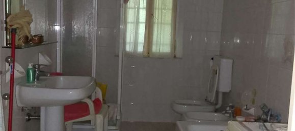 7 rooms House in San Prospero, Italy No. 295681 4