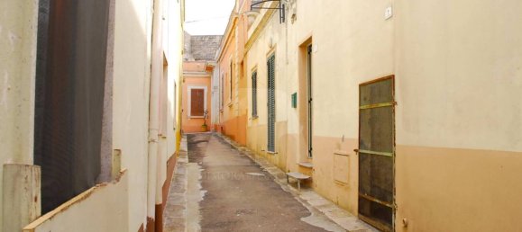 Casa de 2 dormitorios en Salve, Italy No. 41942 4