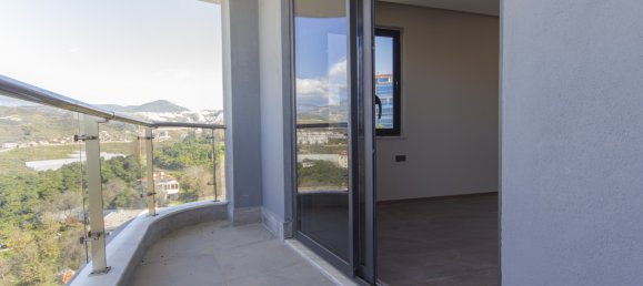 Apartment 4+1 in Kargicak, Turkey No. 19319 18