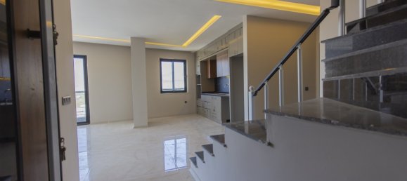 Apartment 4+1 in Kargicak, Turkey No. 19319 3