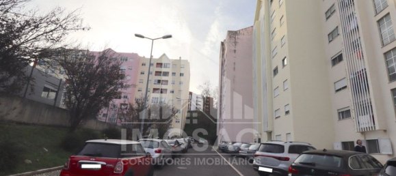 3 bedrooms Apartment in Loures, Portugal No. 94686 8
