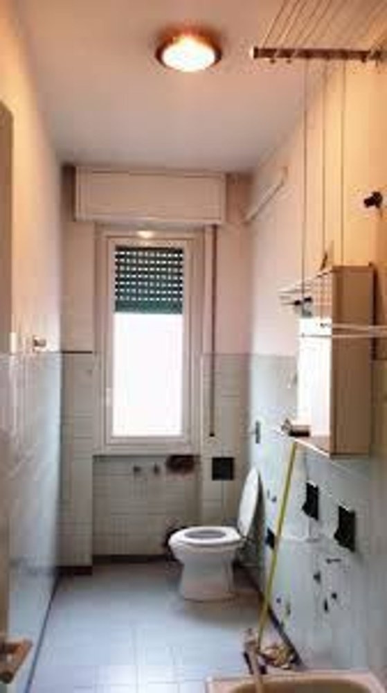 6 chambres Appartement à Palermo, Italy No. 404092