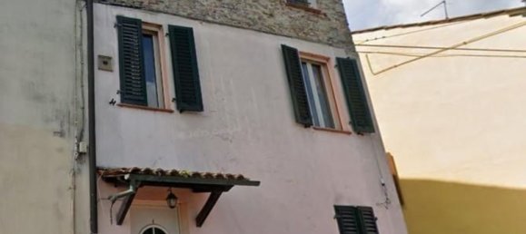 4 bedrooms Apartment in Lucca, Italy No. 355851 2